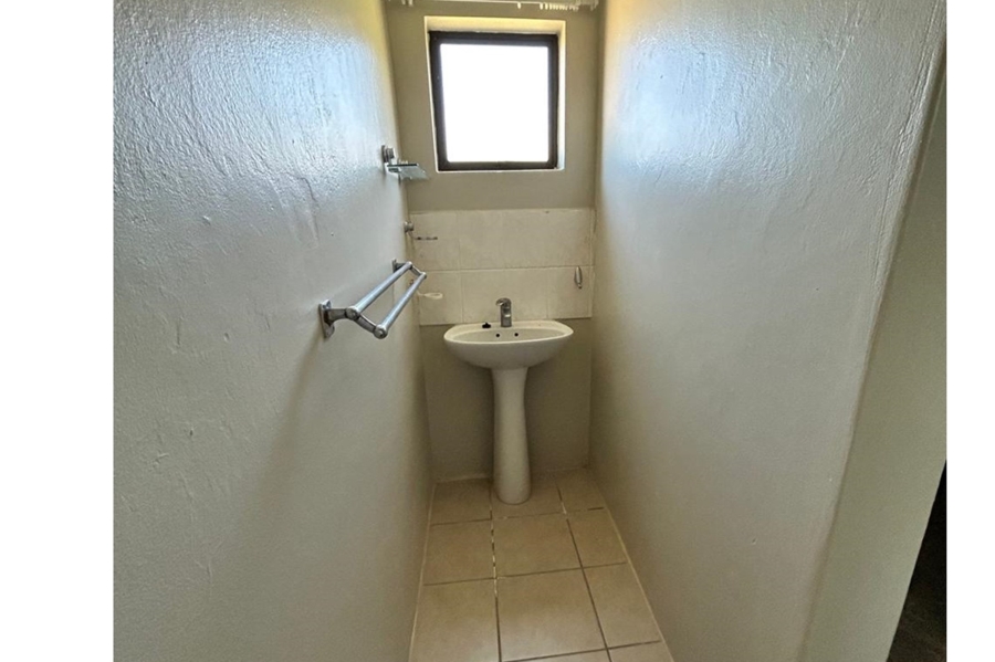 To Let 1 Bedroom Property for Rent in Glen Navar Eastern Cape